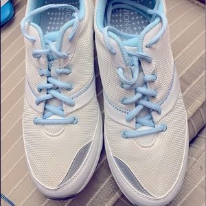 Vionic 1st ray Technology size 10. Brand new